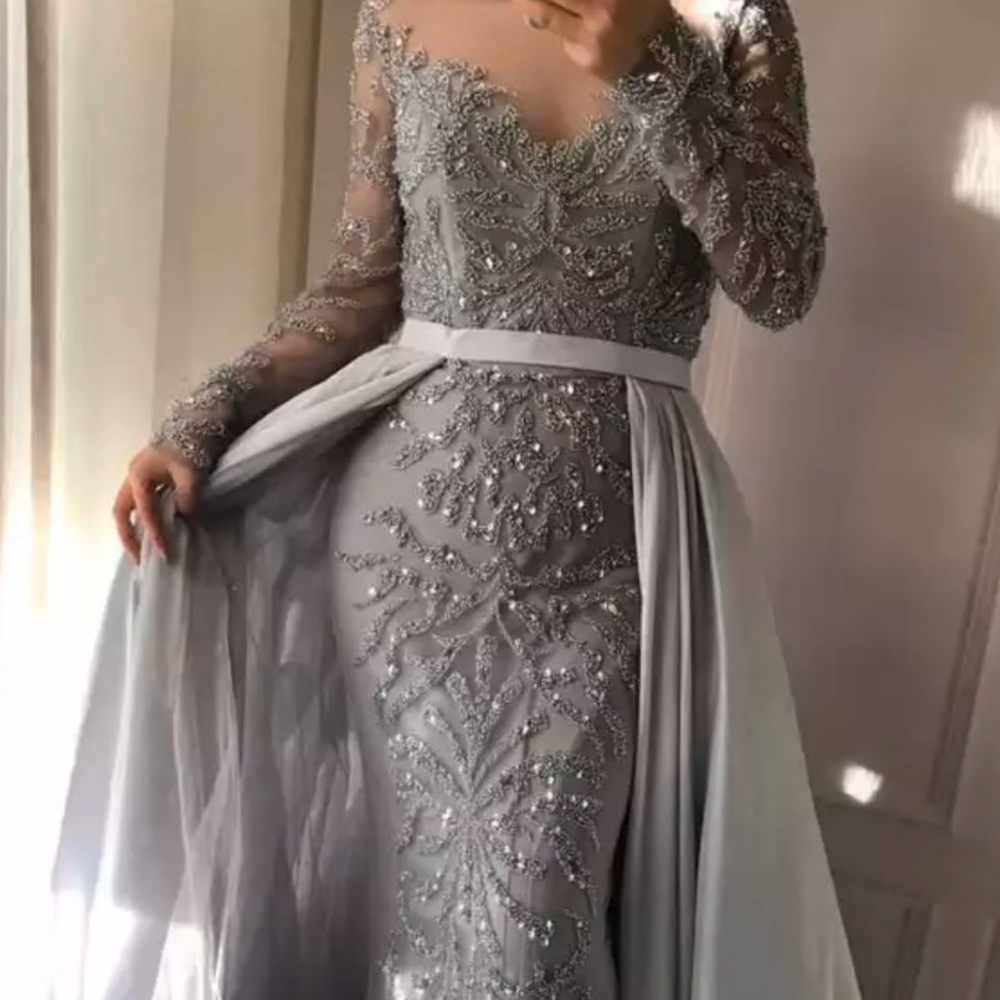 Maya gown (sleeveless) (never worn)